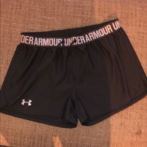UNDER ARMOUR SHORTS